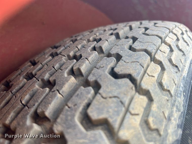 image for item LG9234 2013 Ditch Witch RT16  trencher