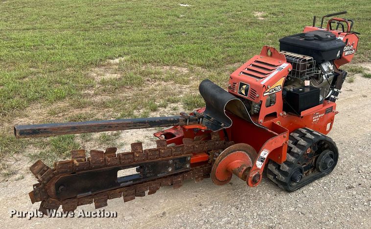 image for item LG9234 2013 Ditch Witch RT16  trencher