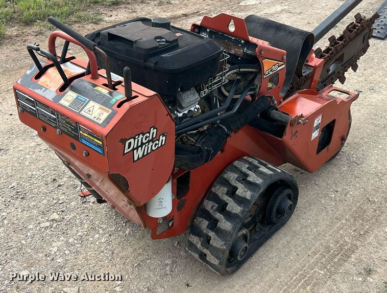 image for item LG9234 2013 Ditch Witch RT16  trencher