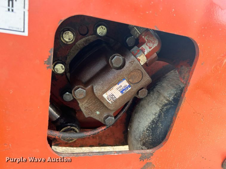 image for item LG9234 2013 Ditch Witch RT16  trencher