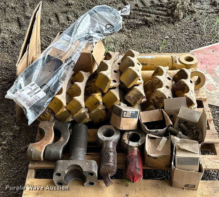 image for item LG9239 Dozer parts