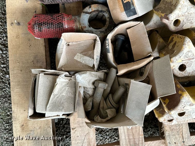 image for item LG9239 Dozer parts