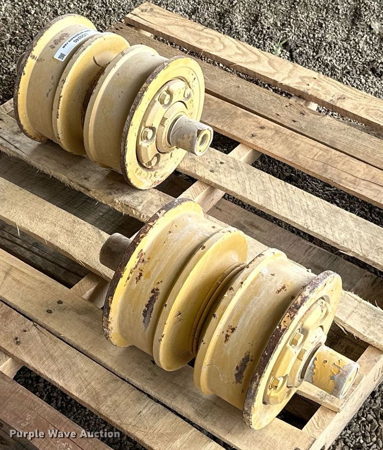 image for item LG9240 Dozer bottom rollers