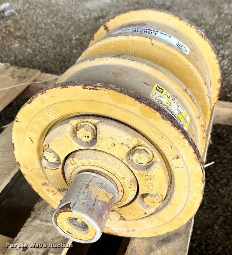 image for item LG9240 Dozer bottom rollers