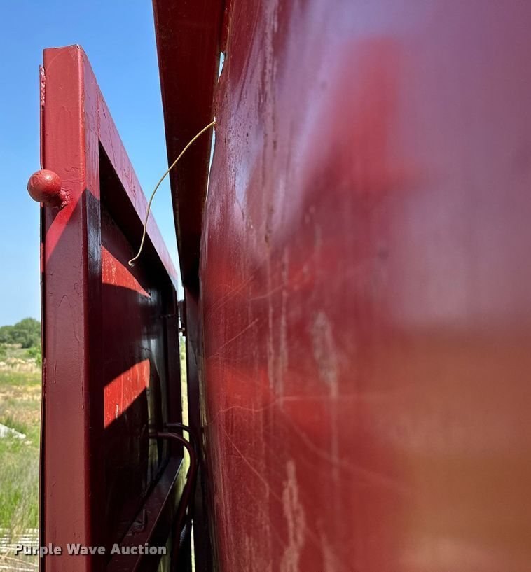 image for item LG9248 Roll-off container