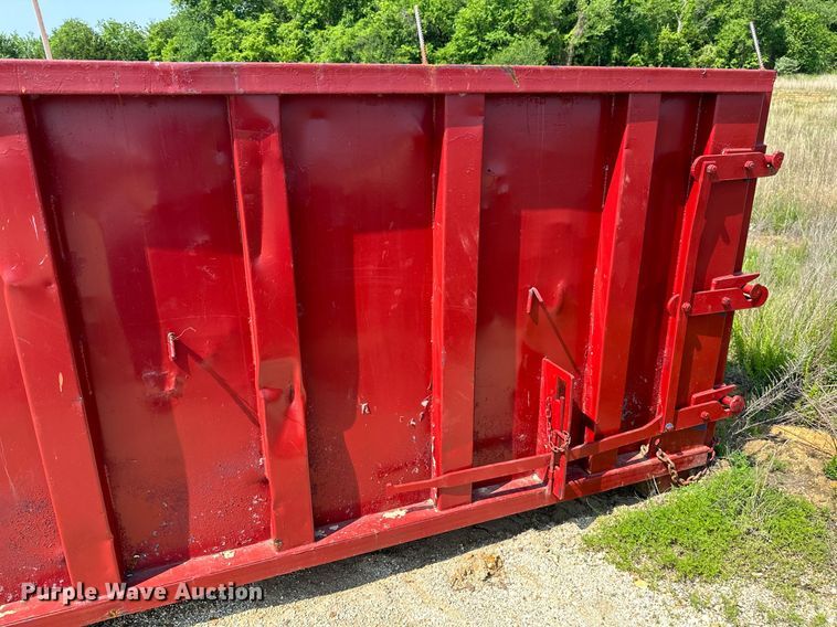 image for item LG9249 Roll-off container