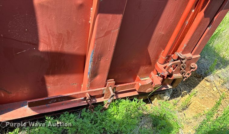 image for item LG9250 Roll-off container