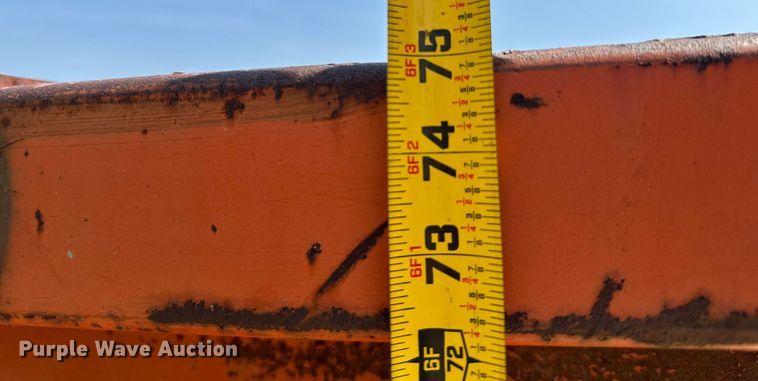 image for item LG9252 Roll-off container