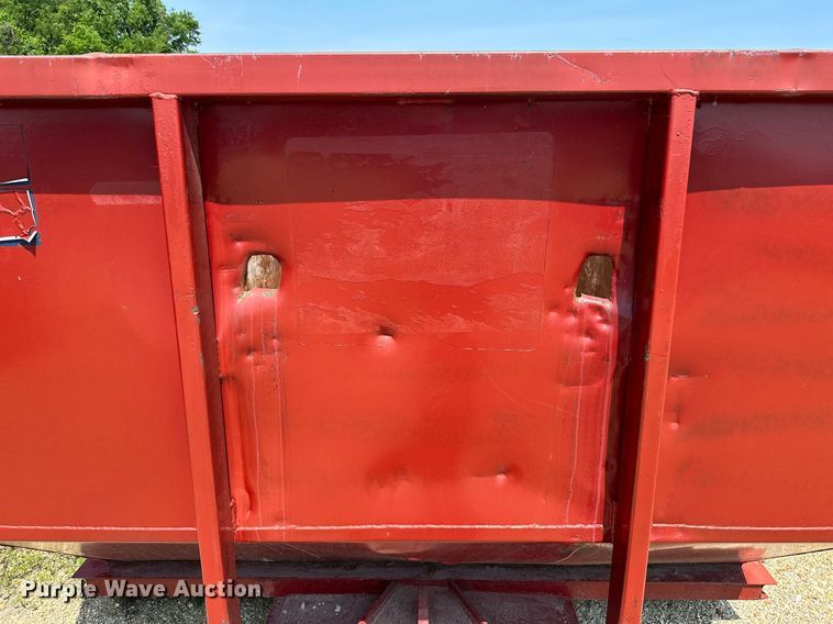 image for item LG9256 Roll-off container