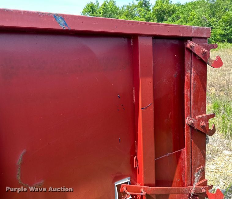 image for item LG9256 Roll-off container