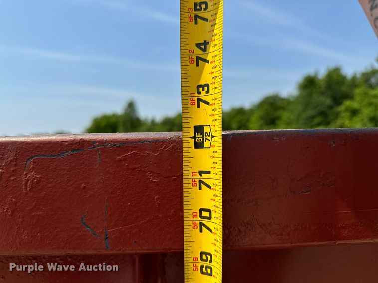 image for item LG9256 Roll-off container