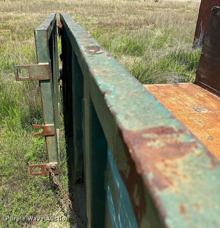 image for item LG9258 Roll-off container