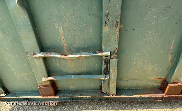 image for item LG9258 Roll-off container