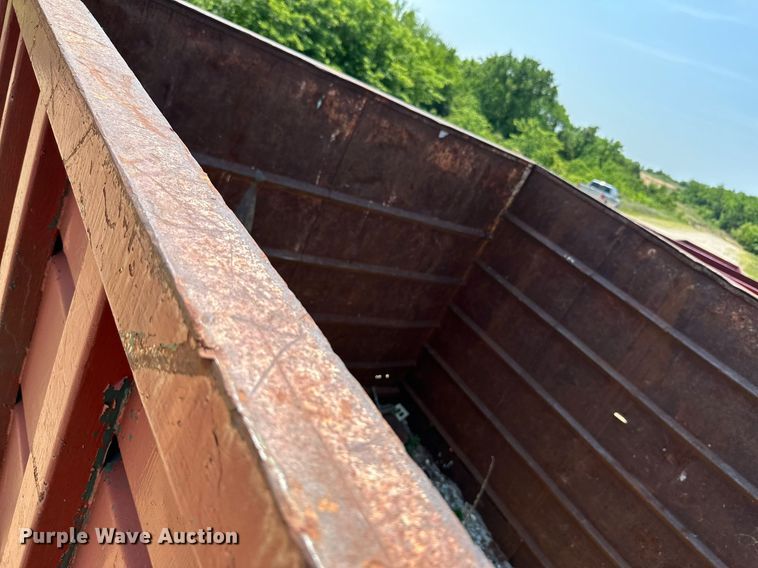 image for item LG9259 Roll-off container