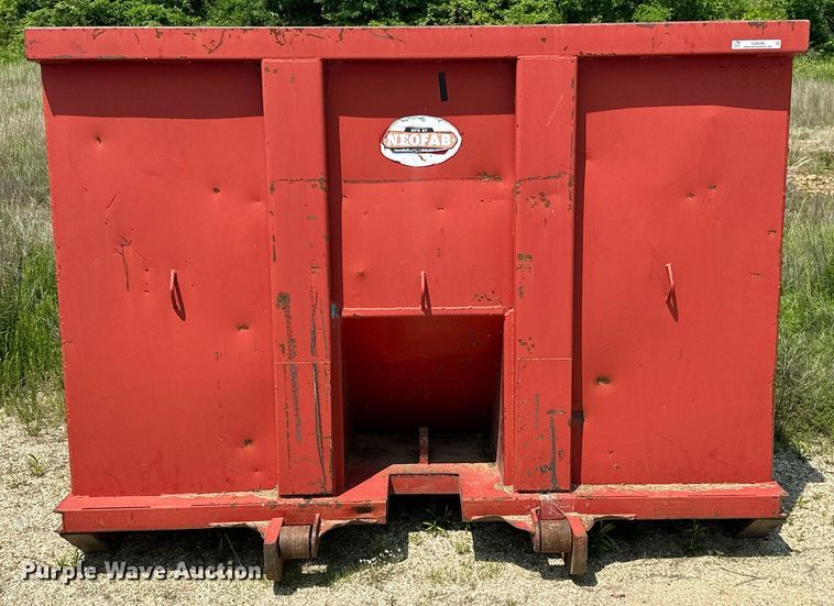 image for item LG9260 Roll-off container