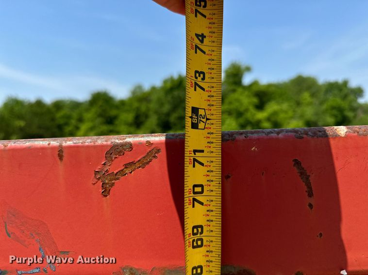 image for item LG9260 Roll-off container