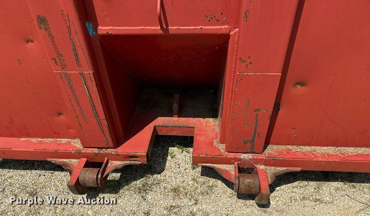 image for item LG9260 Roll-off container