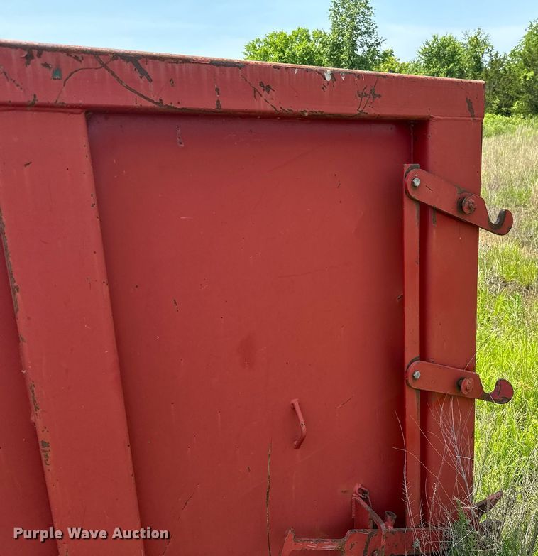 image for item LG9260 Roll-off container