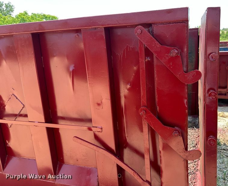 image for item LG9261 Roll-off container