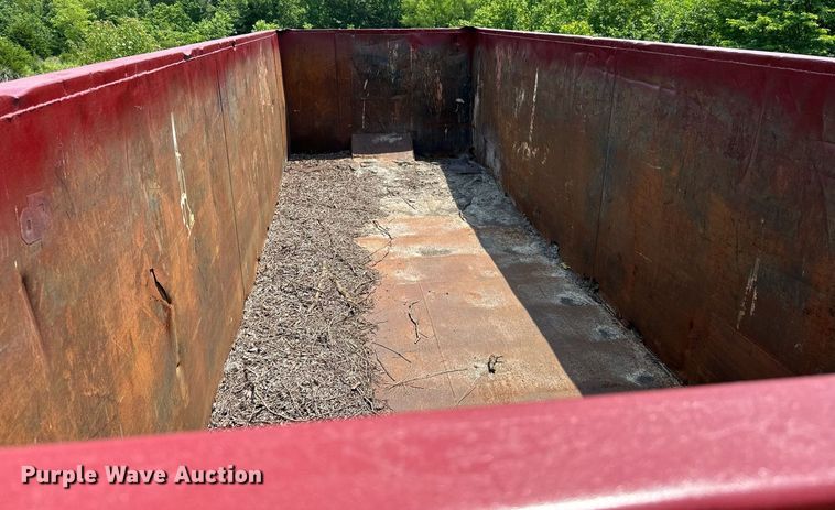 image for item LG9261 Roll-off container