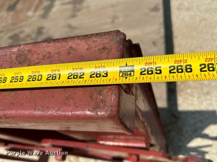 image for item LG9263 Roll-off container