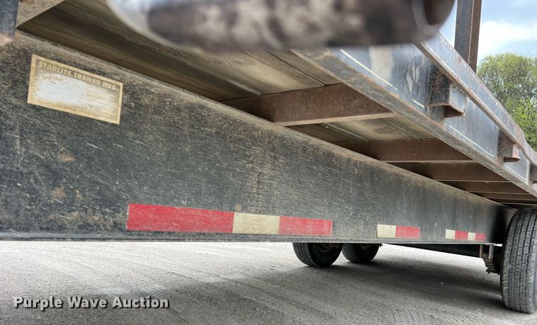 image for item LI9630 1999 Starlite  equipment trailer