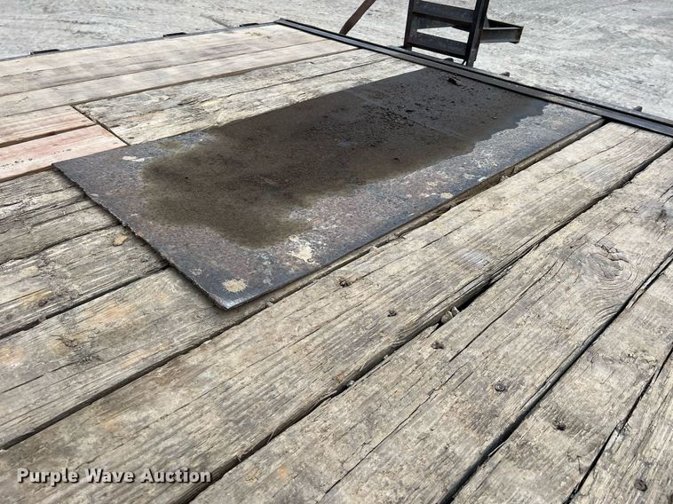 image for item LI9630 1999 Starlite  equipment trailer