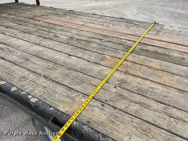 image for item LI9630 1999 Starlite  equipment trailer