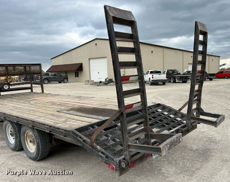 image for item LI9630 1999 Starlite  equipment trailer