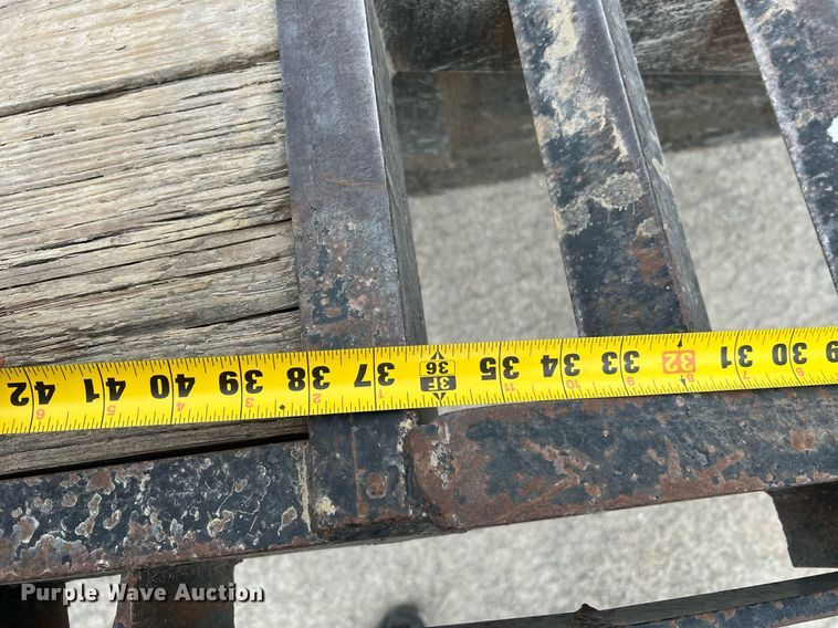 image for item LI9630 1999 Starlite  equipment trailer