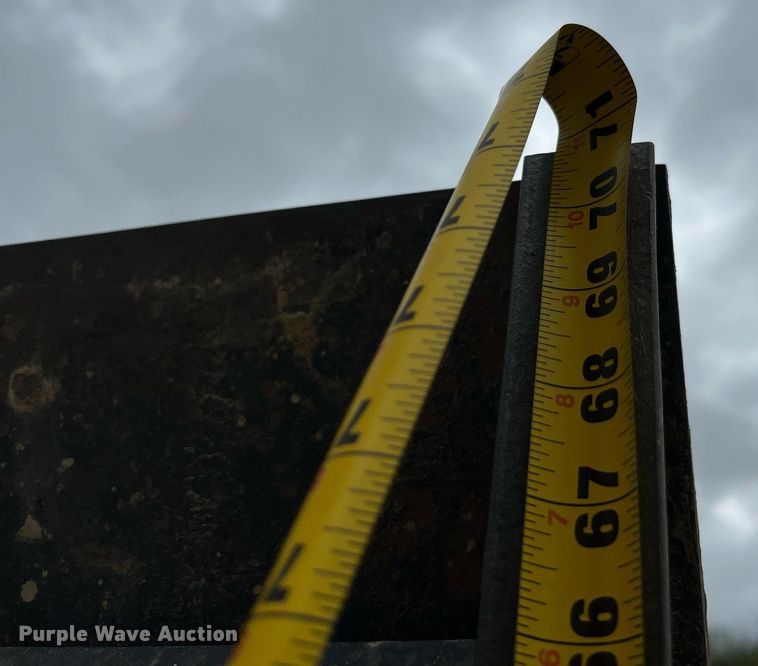 image for item LI9630 1999 Starlite  equipment trailer