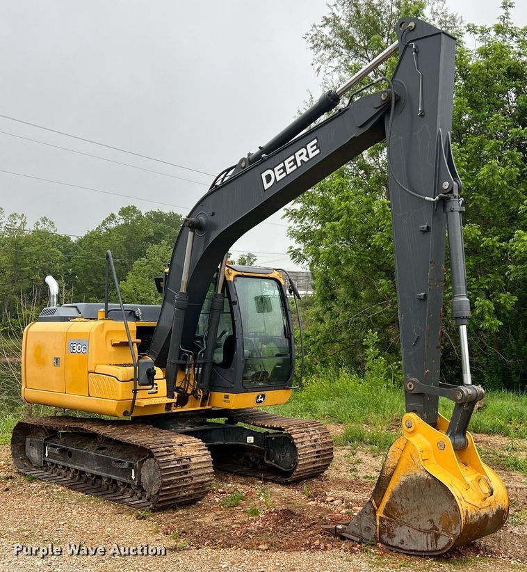 image for item LI9722 2014 John Deere 130G  excavator