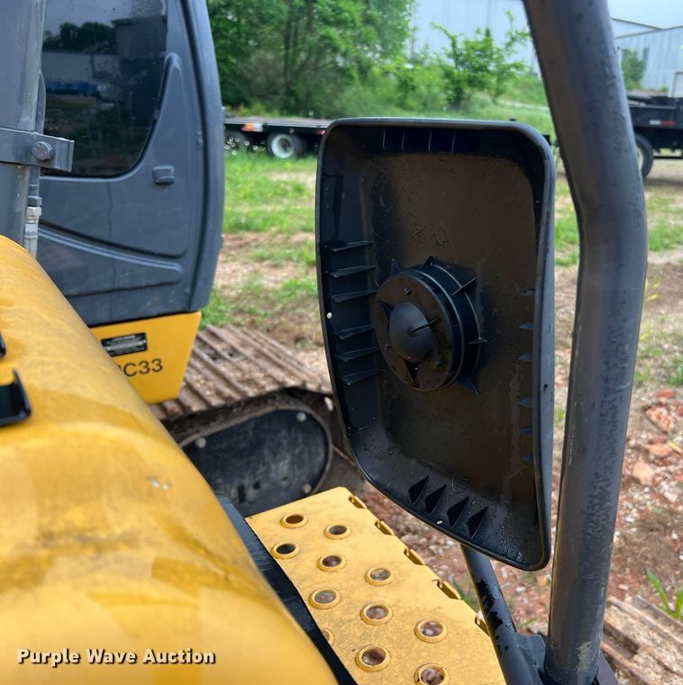 image for item LI9722 2014 John Deere 130G  excavator