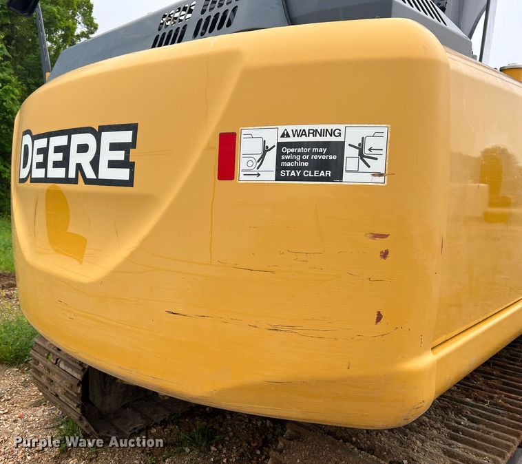 image for item LI9722 2014 John Deere 130G  excavator