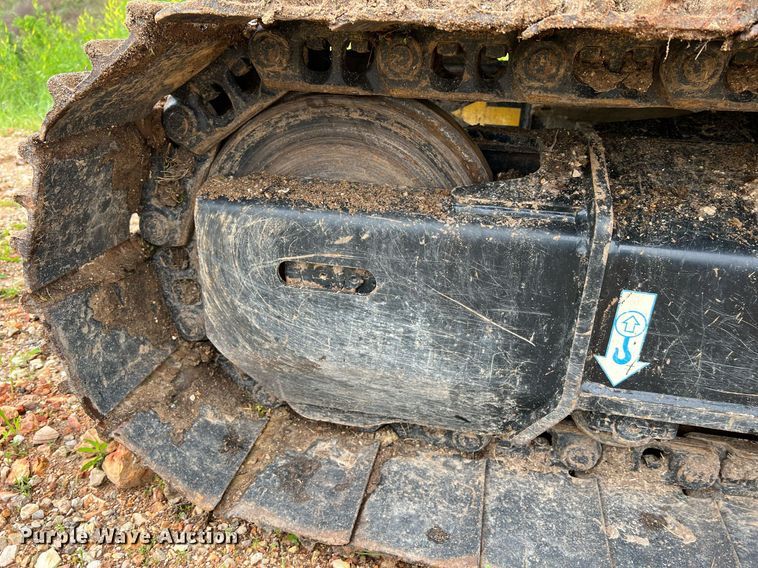 image for item LI9722 2014 John Deere 130G  excavator