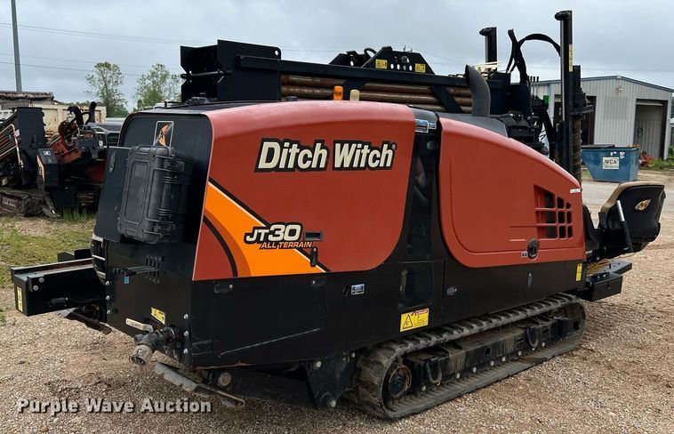 image for item LI9723 2016 Ditch Witch JT30 All-Terrain  directional boring unit