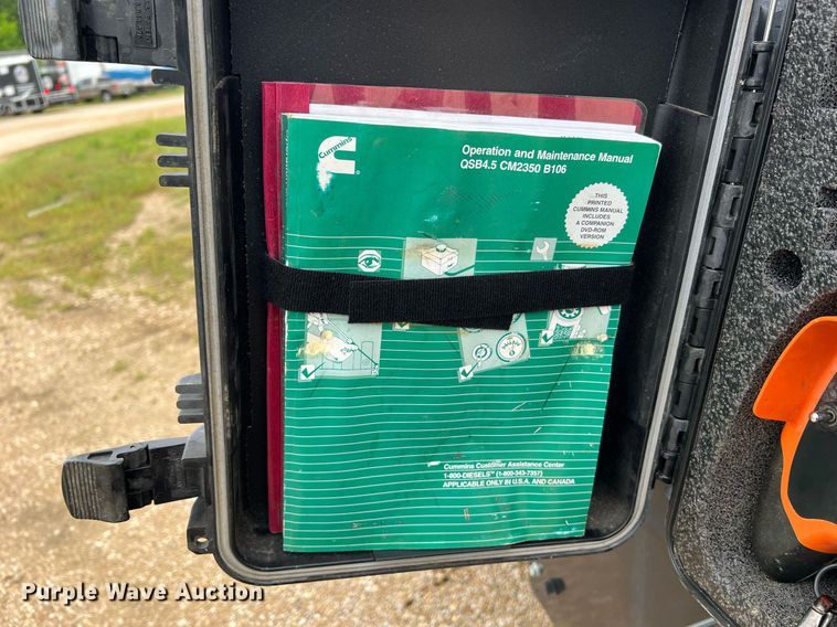 image for item LI9723 2016 Ditch Witch JT30 All-Terrain  directional boring unit