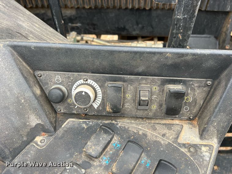 image for item LI9723 2016 Ditch Witch JT30 All-Terrain  directional boring unit