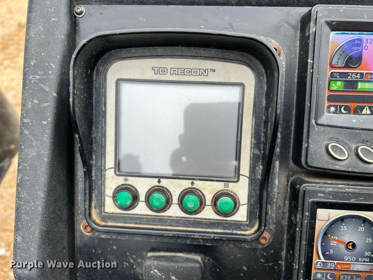 image for item LI9723 2016 Ditch Witch JT30 All-Terrain  directional boring unit