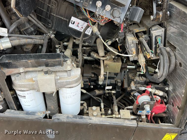 image for item LI9723 2016 Ditch Witch JT30 All-Terrain  directional boring unit