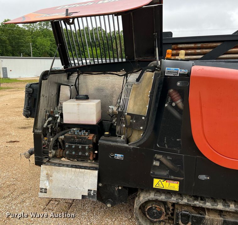 image for item LI9723 2016 Ditch Witch JT30 All-Terrain  directional boring unit