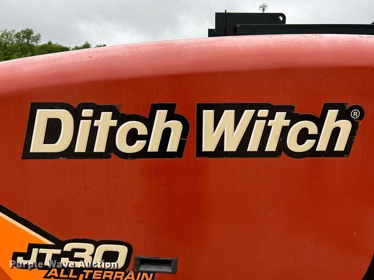 image for item LI9723 2016 Ditch Witch JT30 All-Terrain  directional boring unit