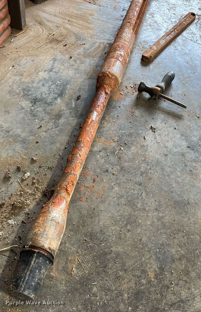 image for item LI9723 2016 Ditch Witch JT30 All-Terrain  directional boring unit