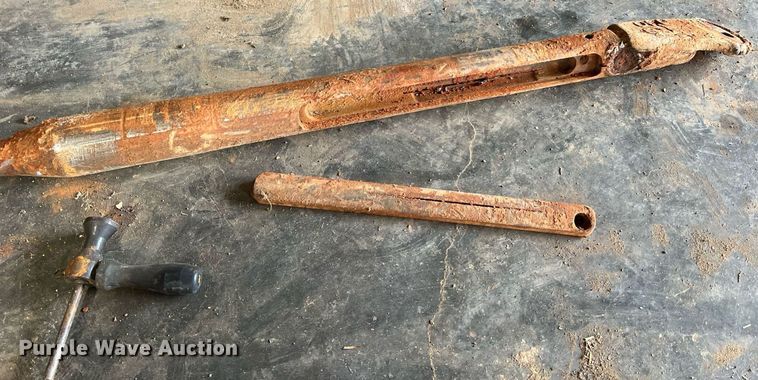 image for item LI9723 2016 Ditch Witch JT30 All-Terrain  directional boring unit