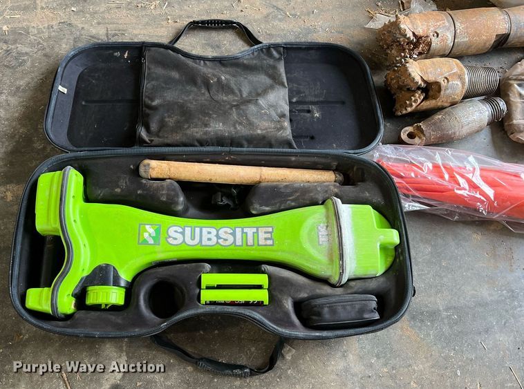 image for item LI9723 2016 Ditch Witch JT30 All-Terrain  directional boring unit