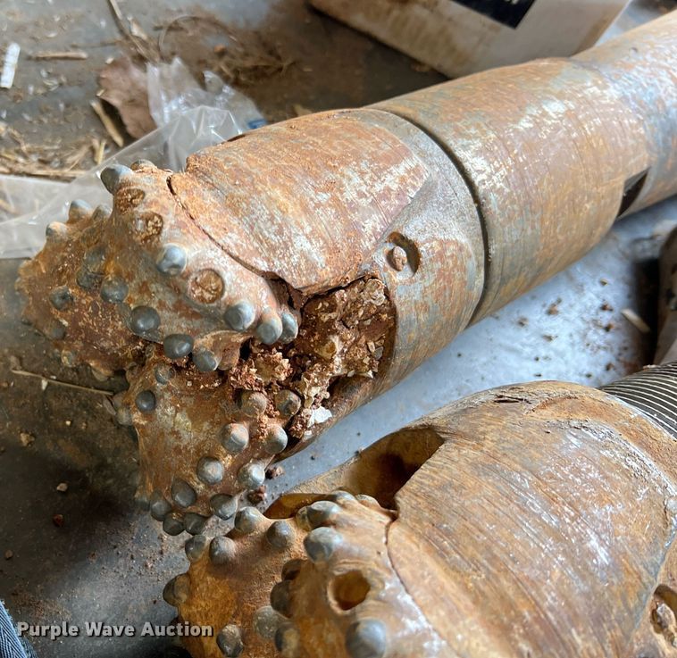 image for item LI9723 2016 Ditch Witch JT30 All-Terrain  directional boring unit