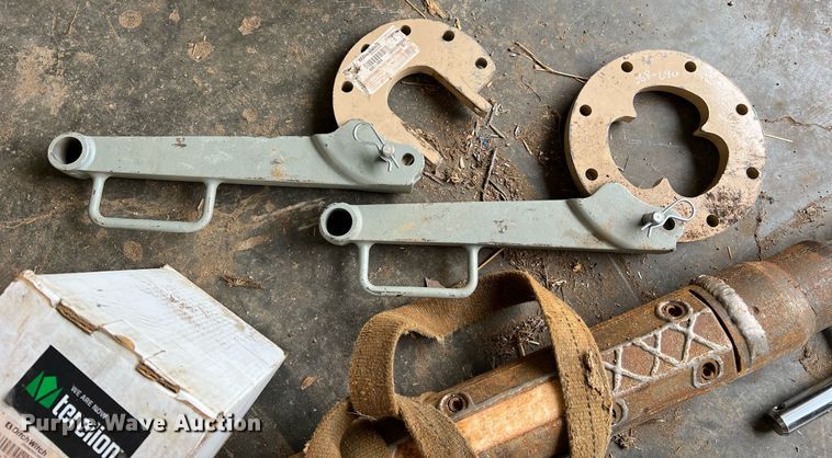 image for item LI9723 2016 Ditch Witch JT30 All-Terrain  directional boring unit