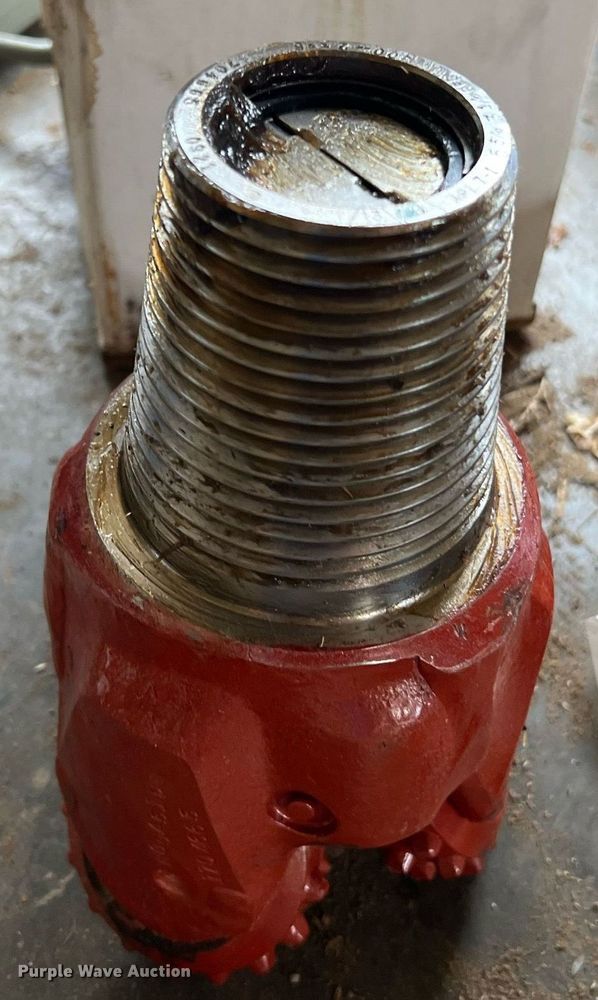 image for item LI9723 2016 Ditch Witch JT30 All-Terrain  directional boring unit