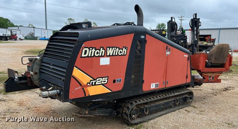 image for item LI9724 2013 Ditch Witch JT25  directional boring unit