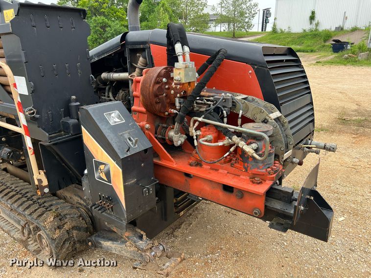 image for item LI9724 2013 Ditch Witch JT25  directional boring unit